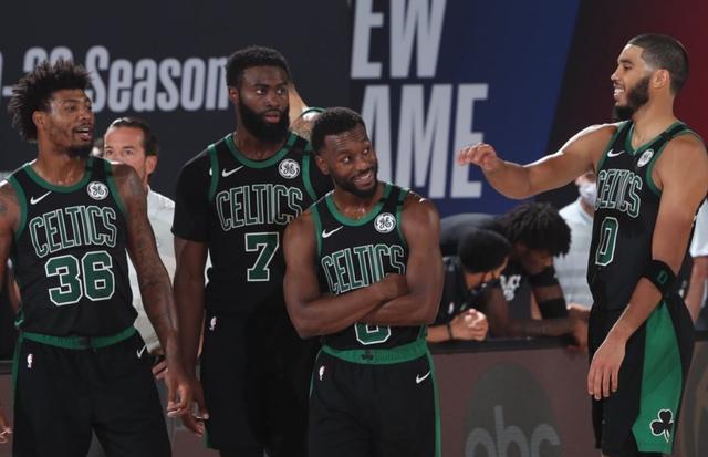  班凯罗生涯新高二十八分，魔术击败猛龙获首胜